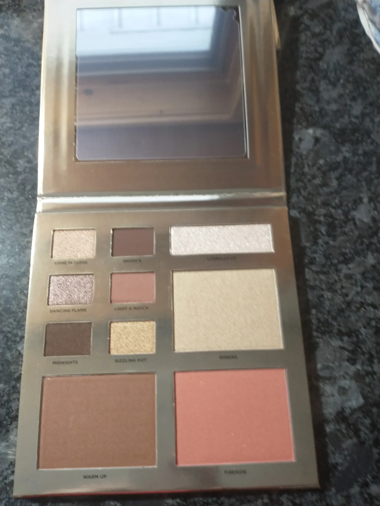 Image for Kit maquillage ICONIC London