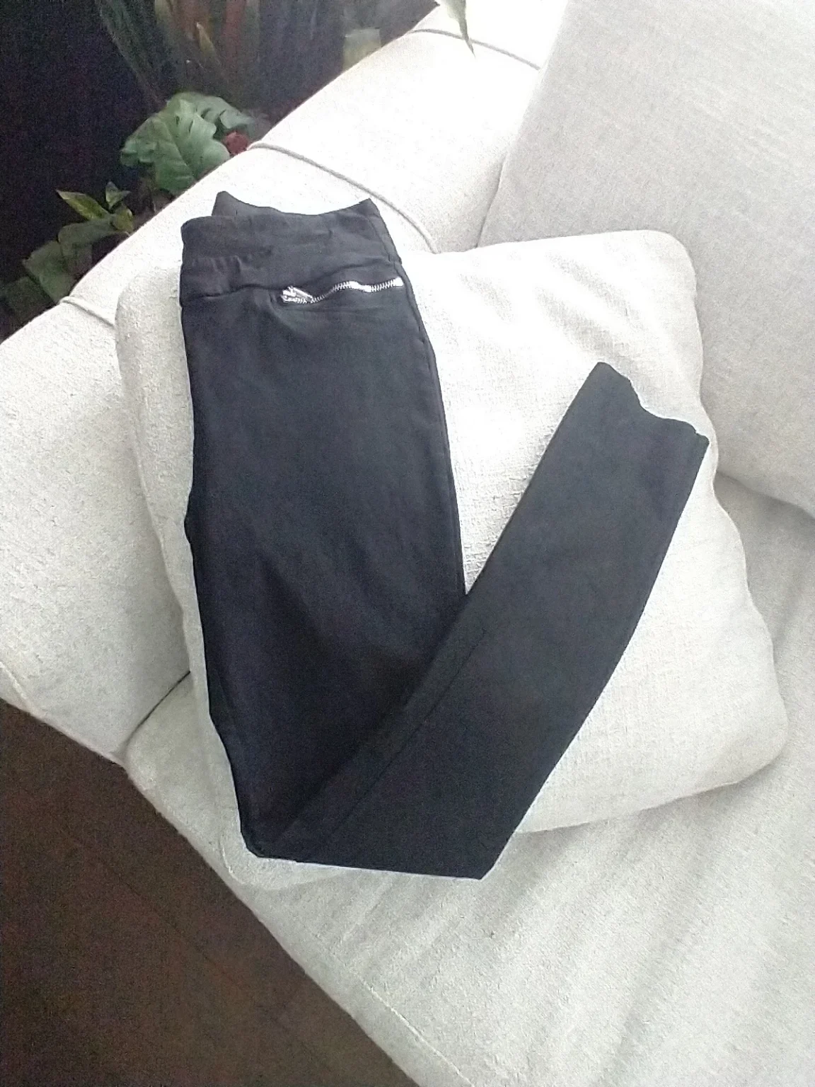 Featured image for Pantalon skinny