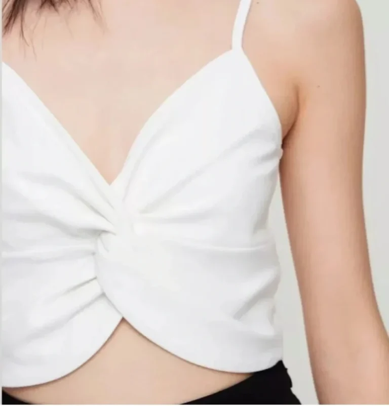 Image for 🌷crop top twisted - Aritzia
