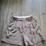 Featured thumbnail for Shorts aritzia crepette