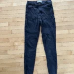 Featured thumbnail for Jeans