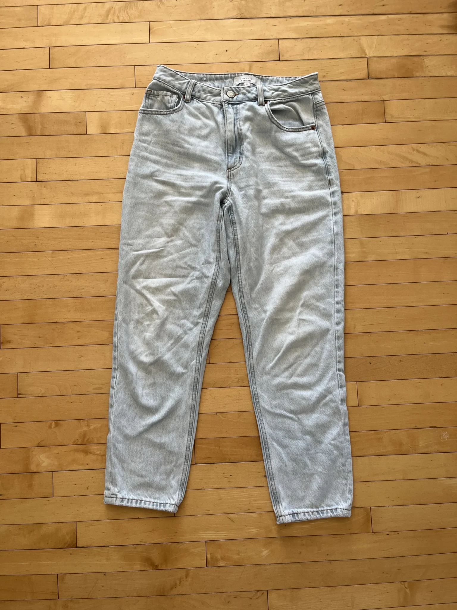 Featured image for Jeans