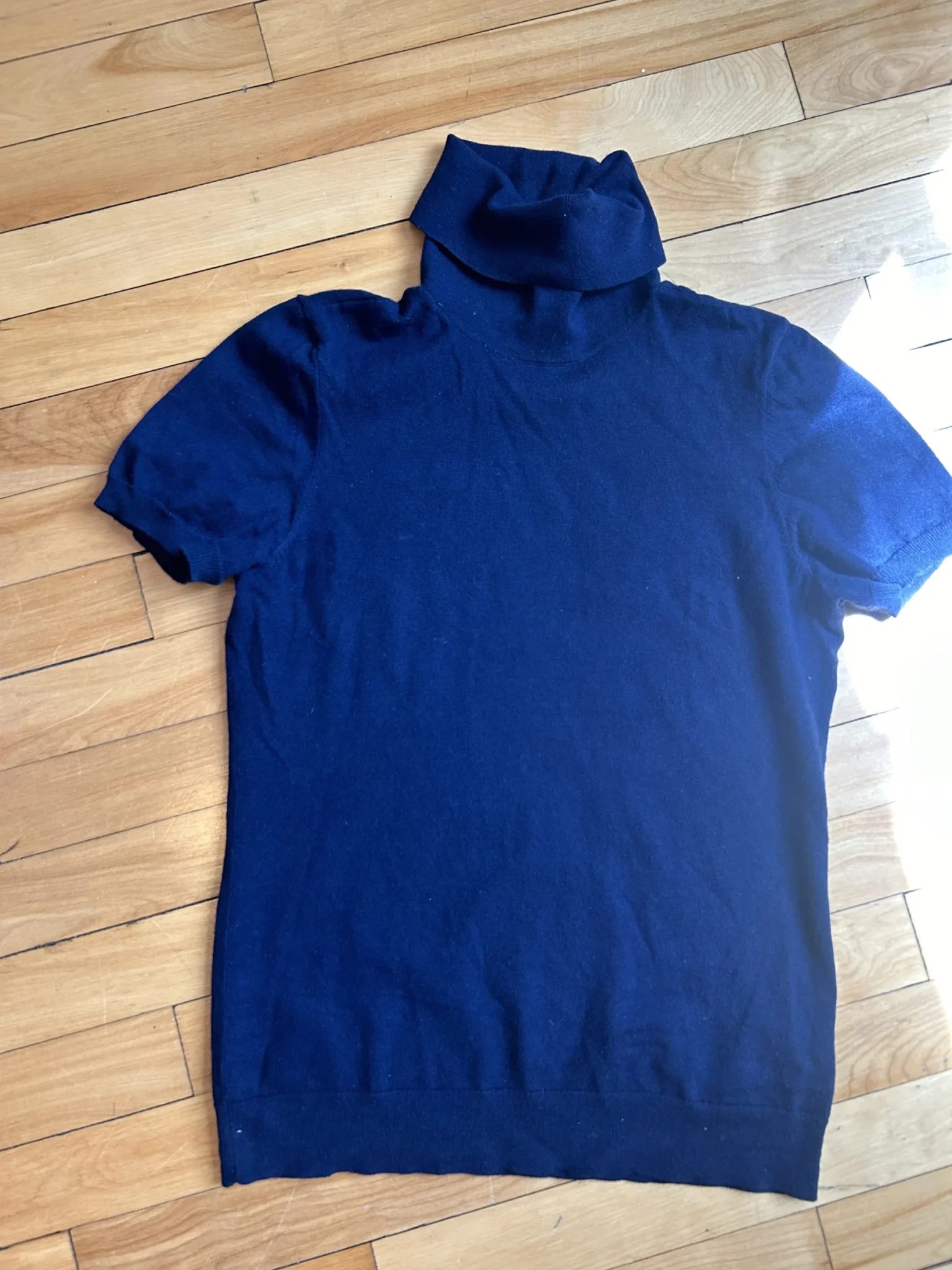 Featured image for Ralph Lauren lightweight short-sleeve turtleneck