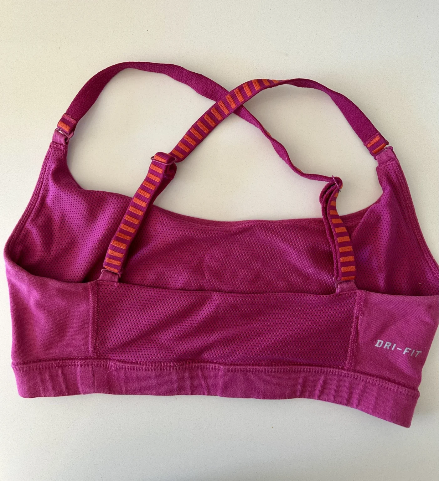 Image for Brassière Nike Fushia