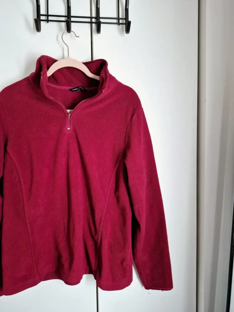 Image for Medium burgundy fleece jacket