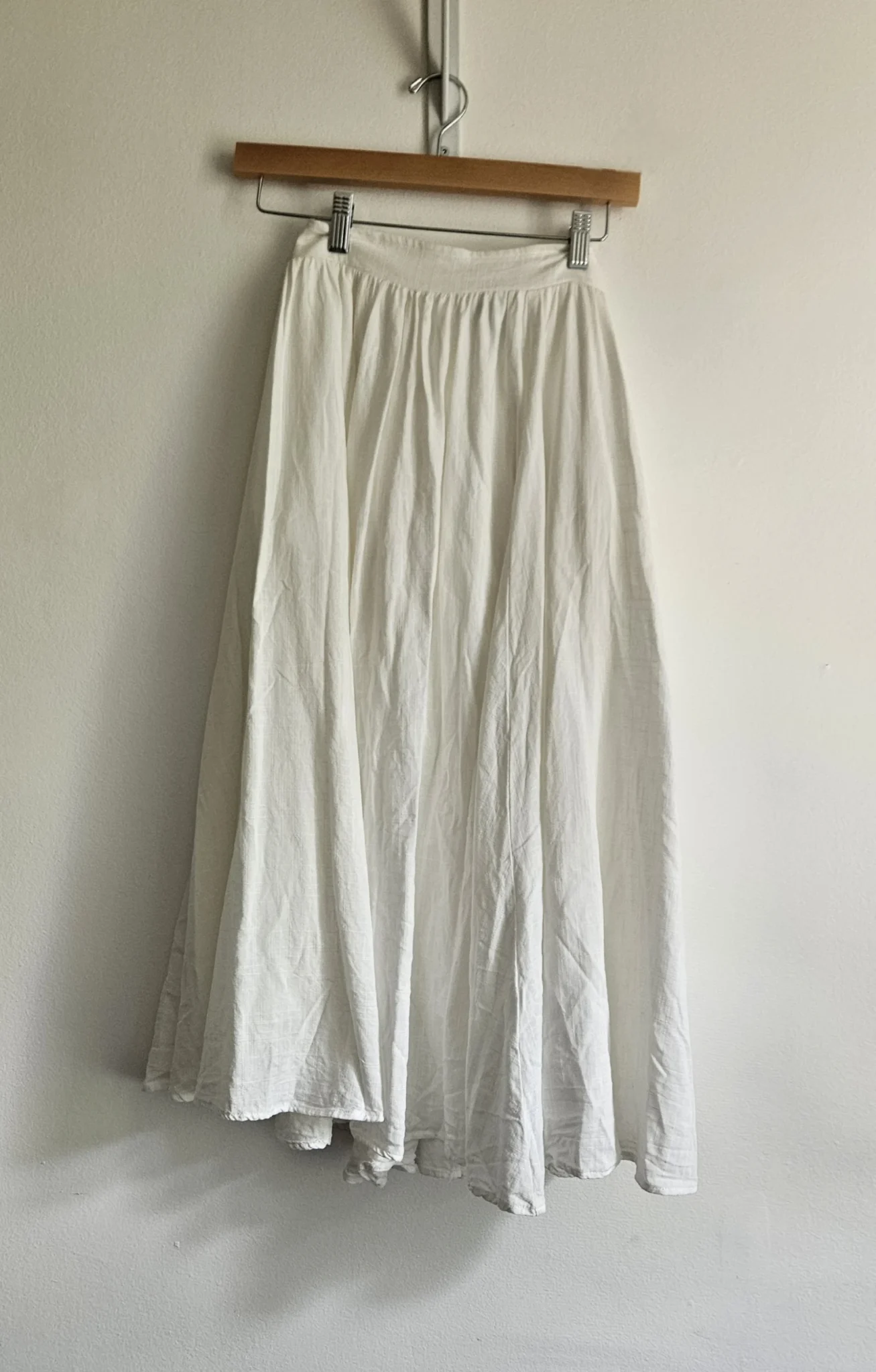 Image for 🌷Jupe midi blanche - Lulu's