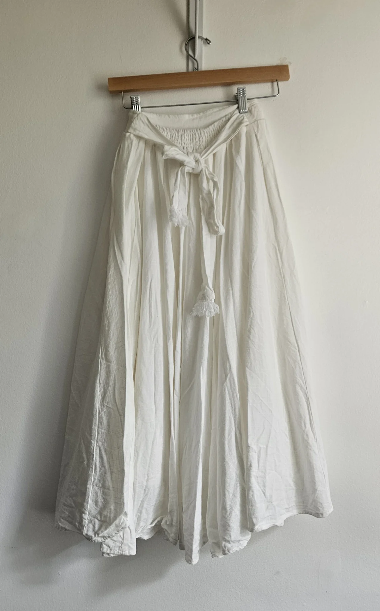Image for 🌷Jupe midi blanche - Lulu's