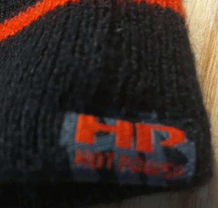 Image for Tuque Hot Paws