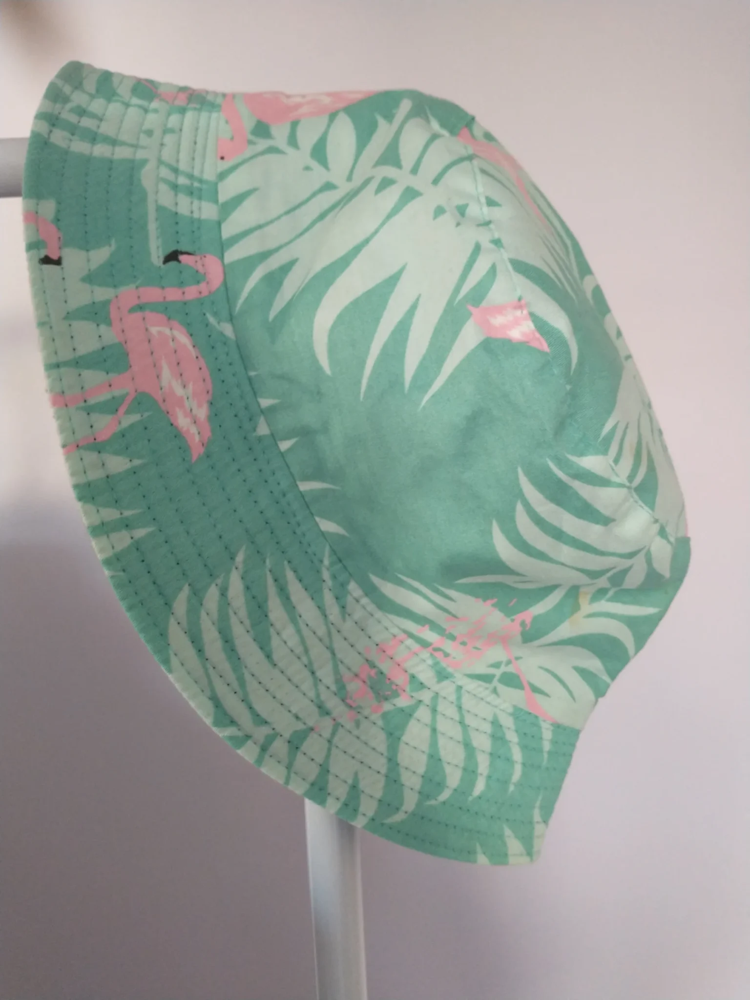 Image for Chapeau flamant rose