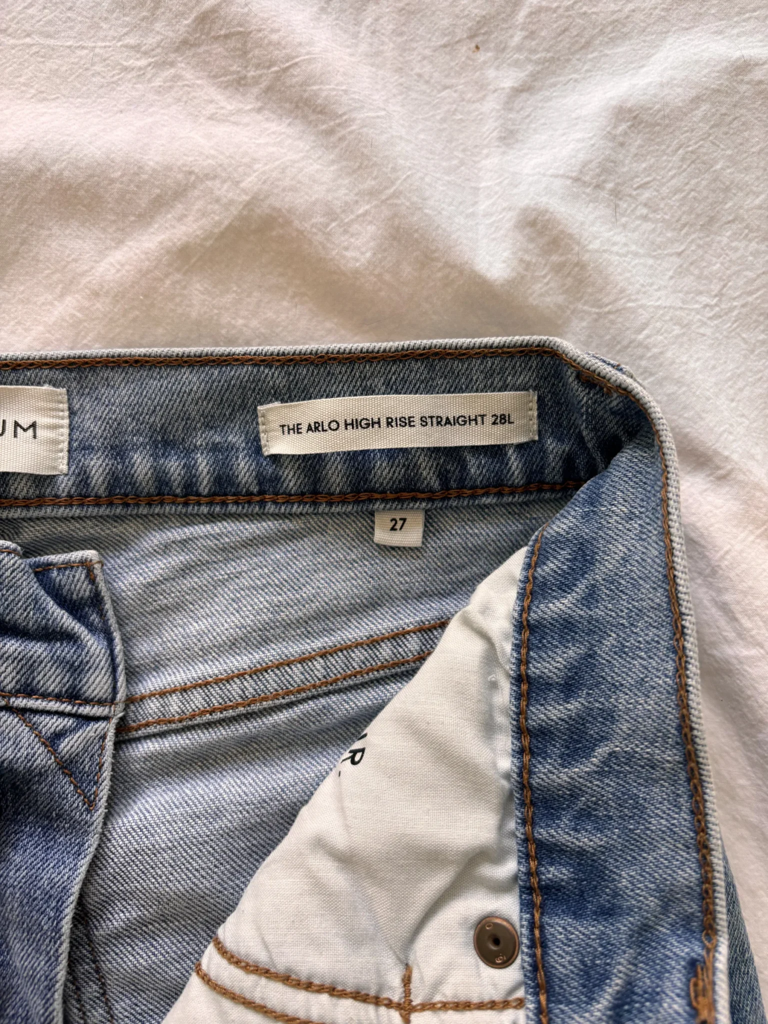 Image for Aritzia denim forum jeans Arlo