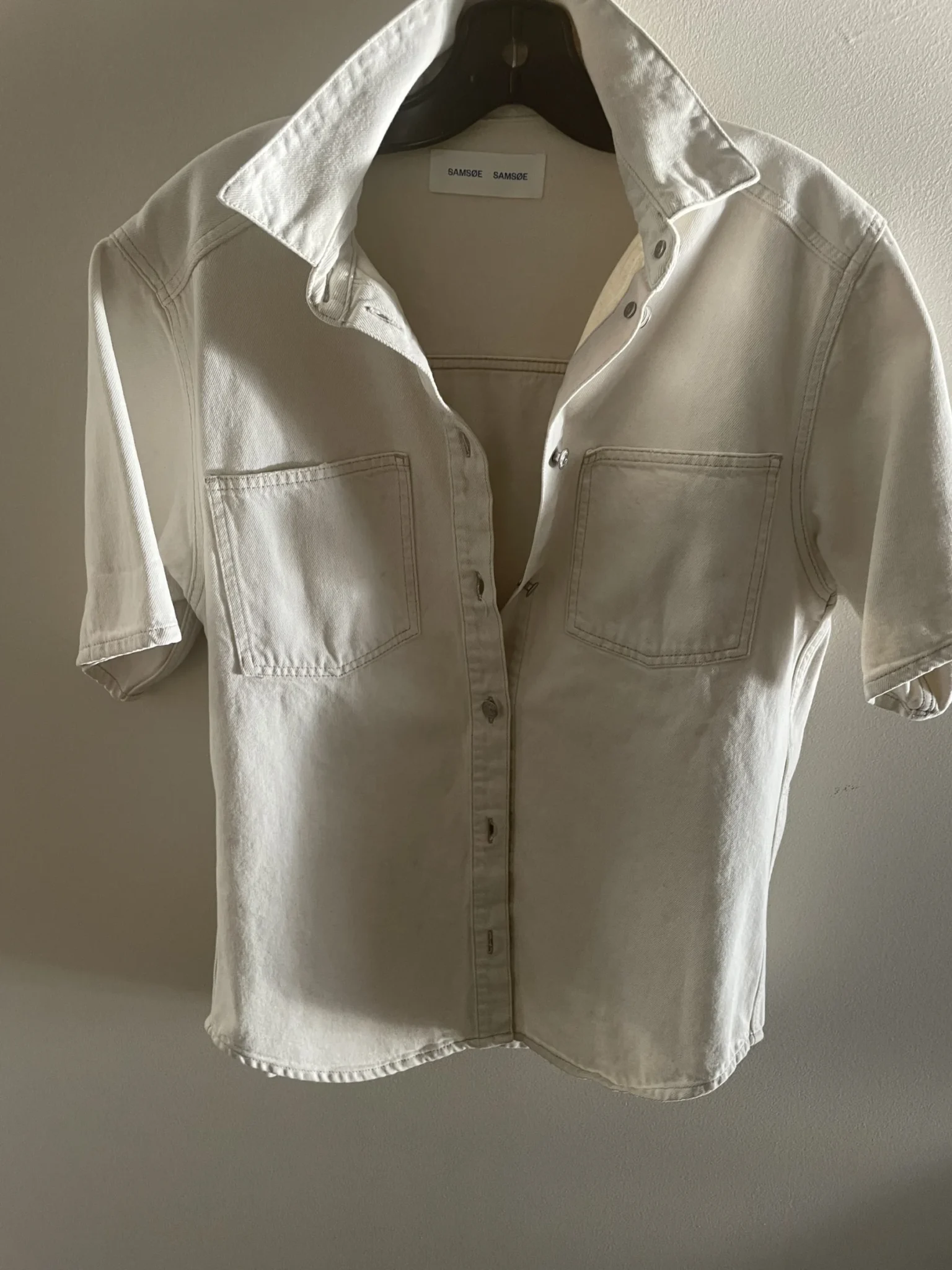 Featured image for Chemisier denim blanc cassé