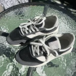 Thumbnail for Classiques New Balance charcoal et blancs