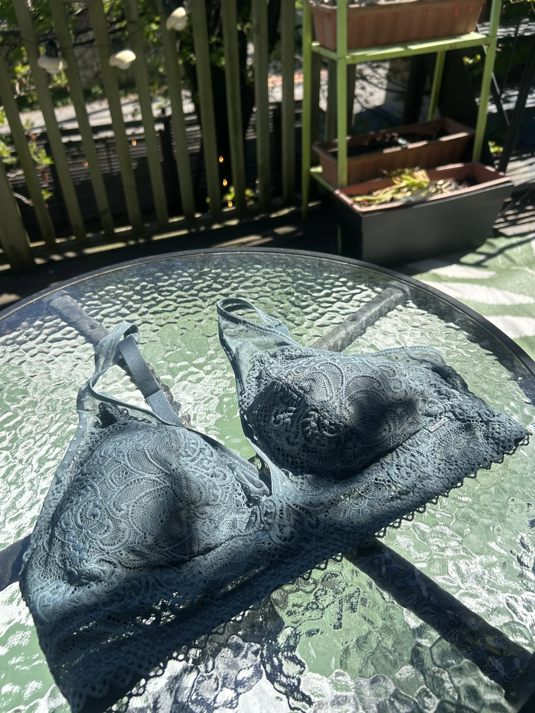 Bralette légère avec détail de dentelle La Vie en Rose seconde main