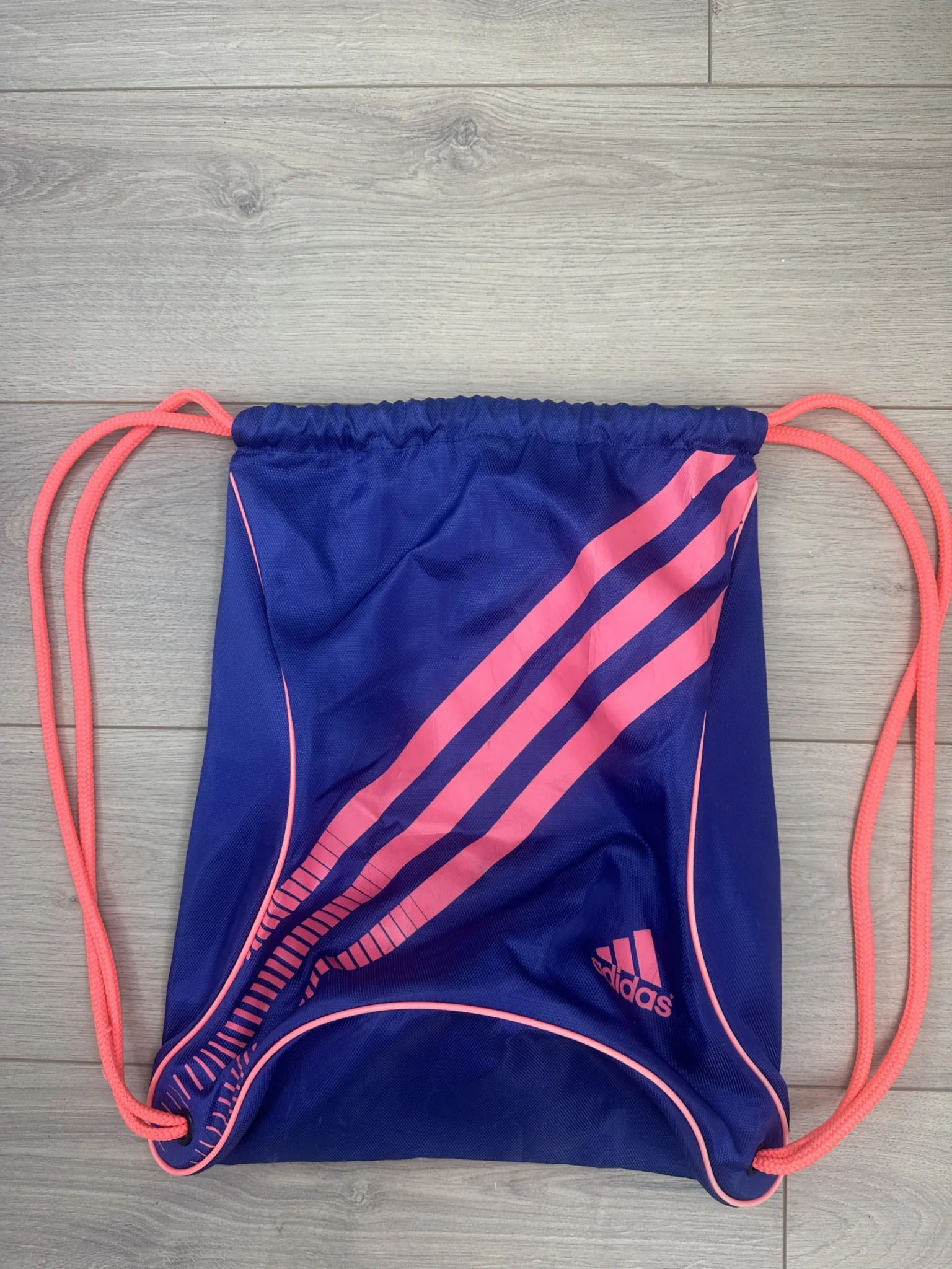 Featured image for Sac de sport Adidas