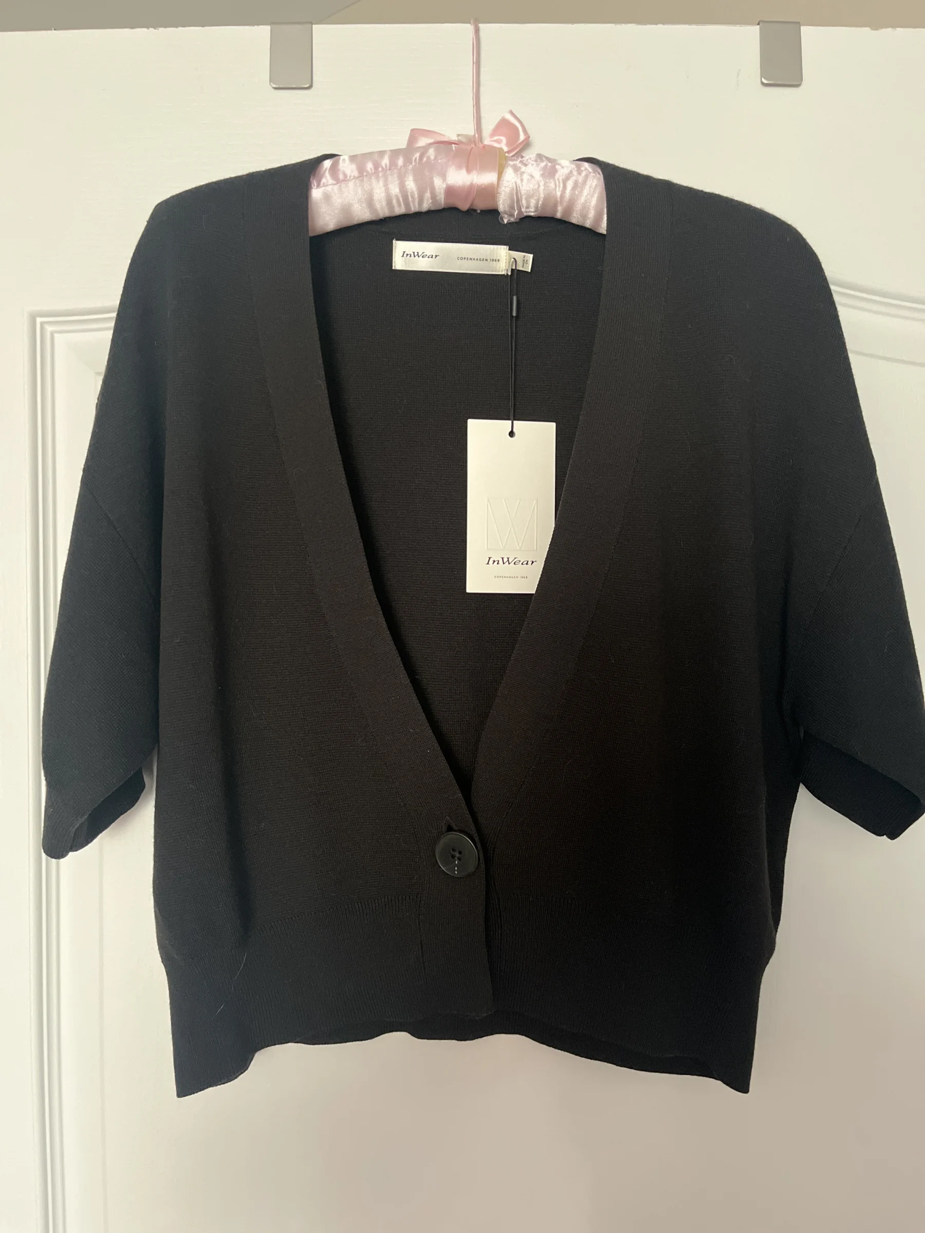 Veste courte NEUVE InWear noir In Wear seconde main