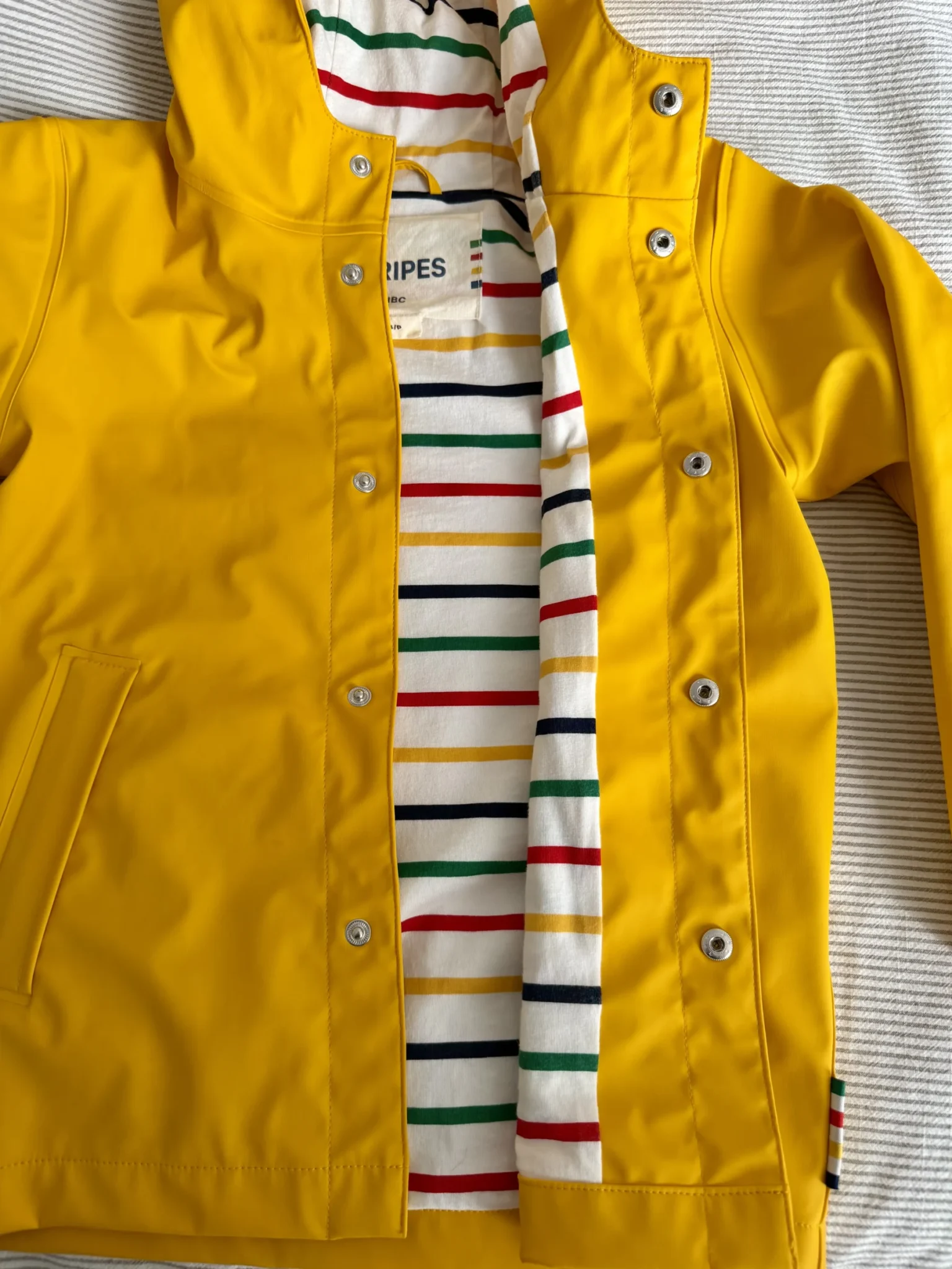 Featured image for Iconique Parka de pluie La Baie pour enfant