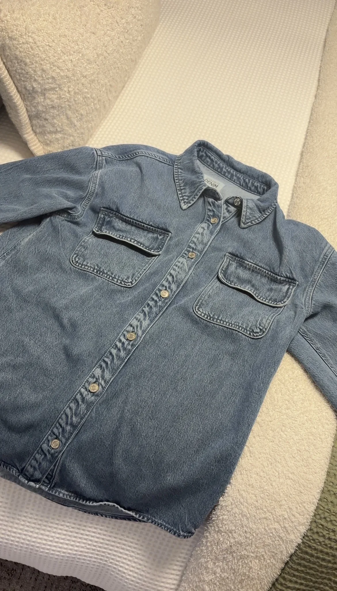Featured image for Chemise Denim Dynamite
