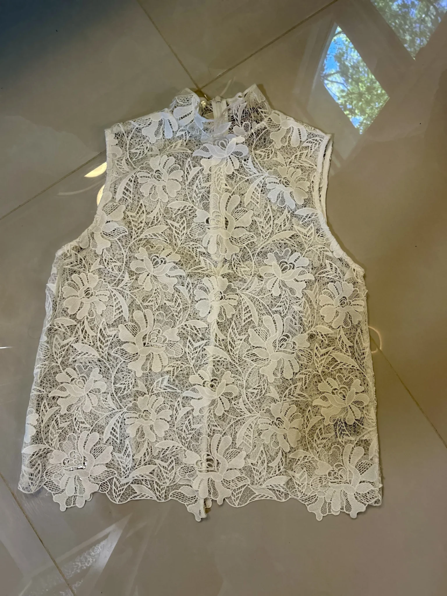 Image for Haut sans manche dentelle blanc