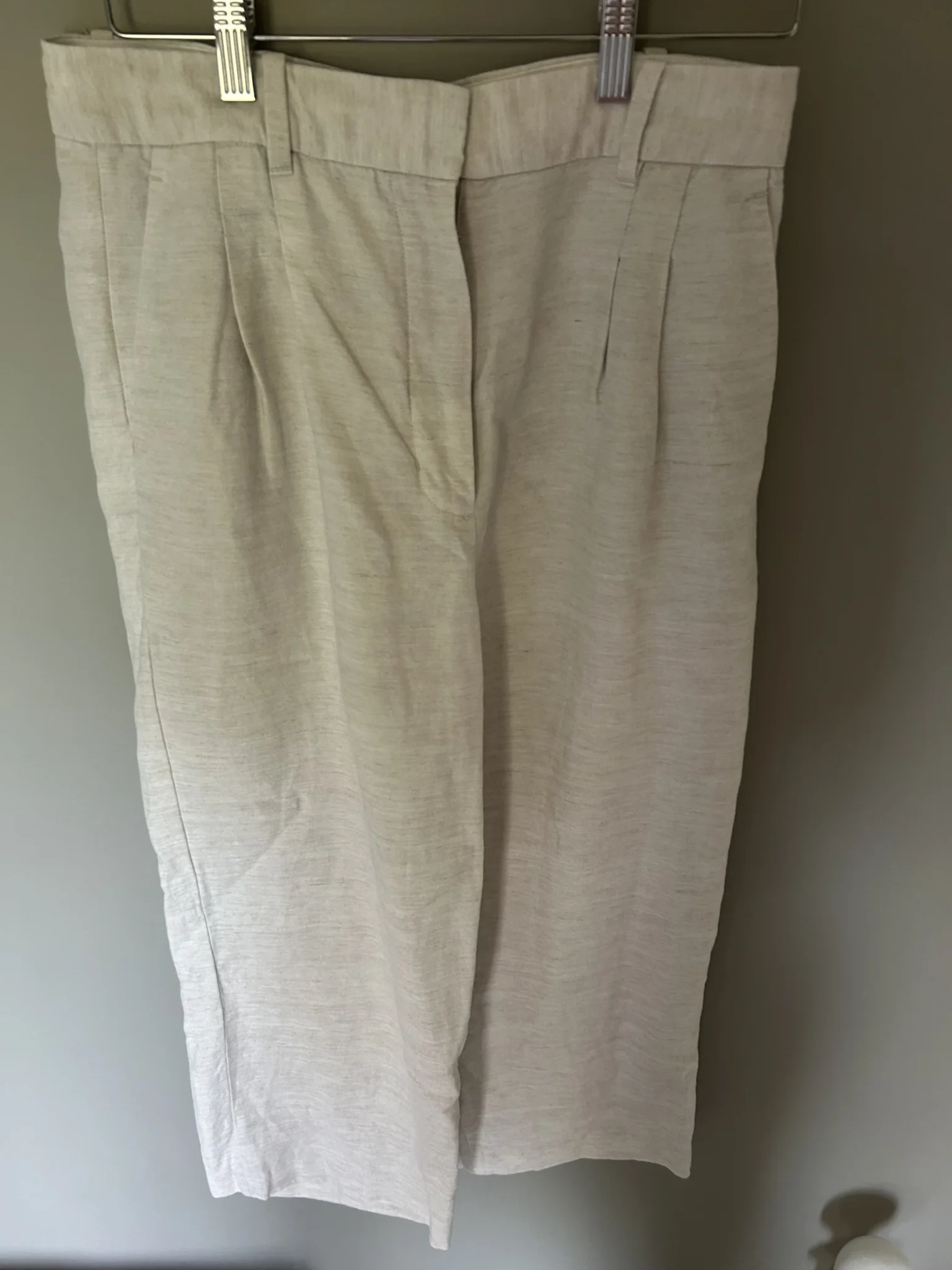 Featured image for Pantalon Capri