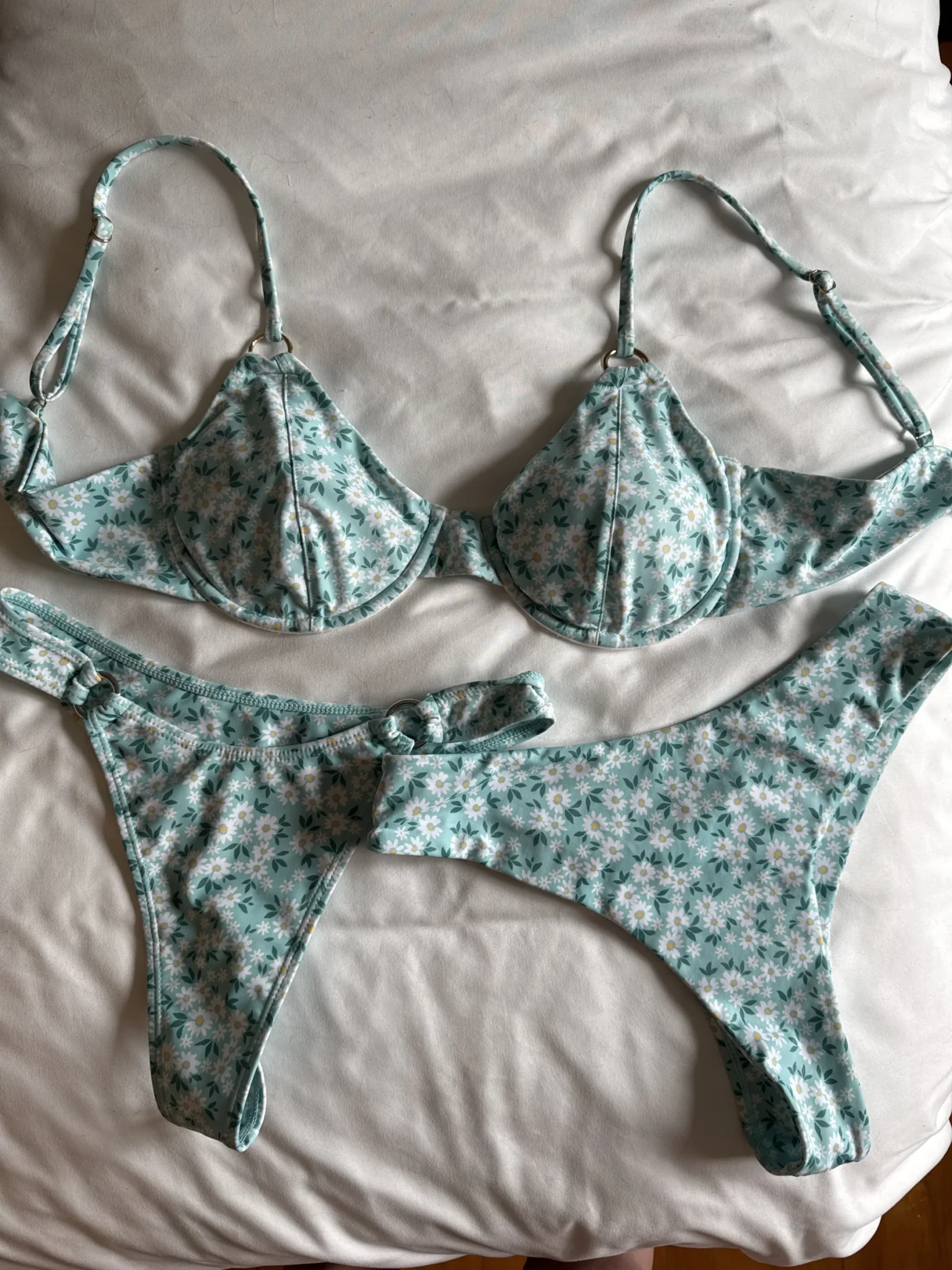 Featured image for Mennillo Bikini - 2 bas inclus