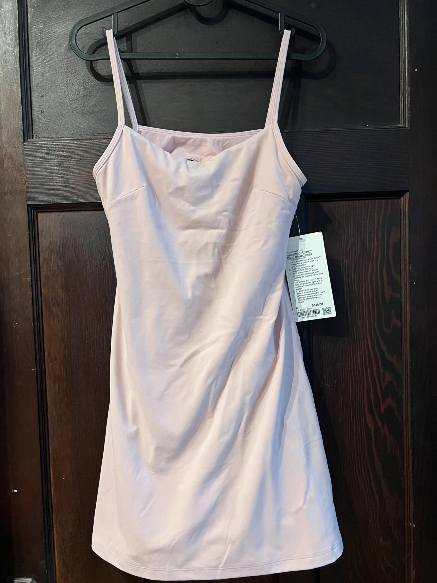 Featured image for Robe Align Lululemon rose pâle