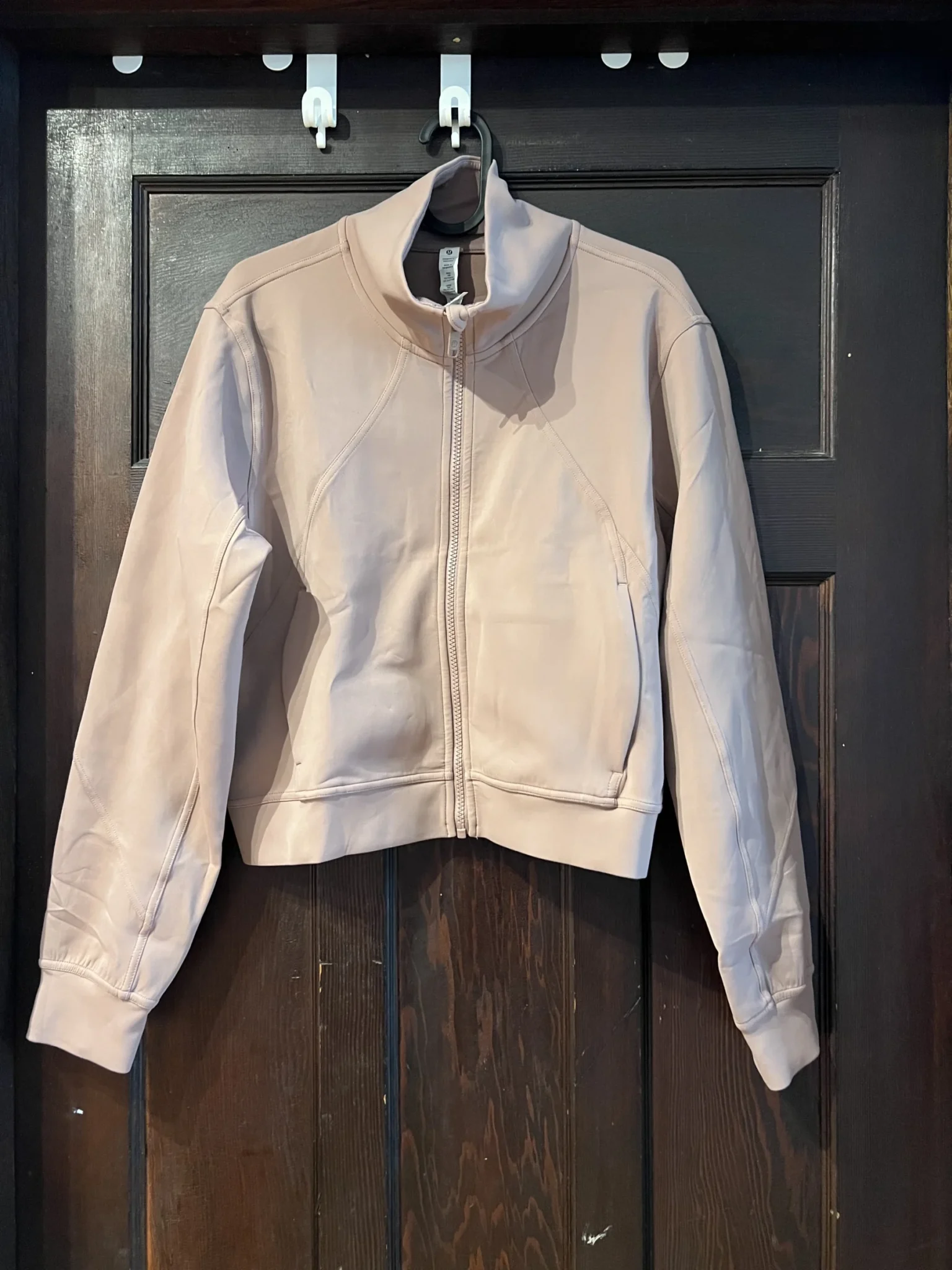 Featured image for Veste Lululemon