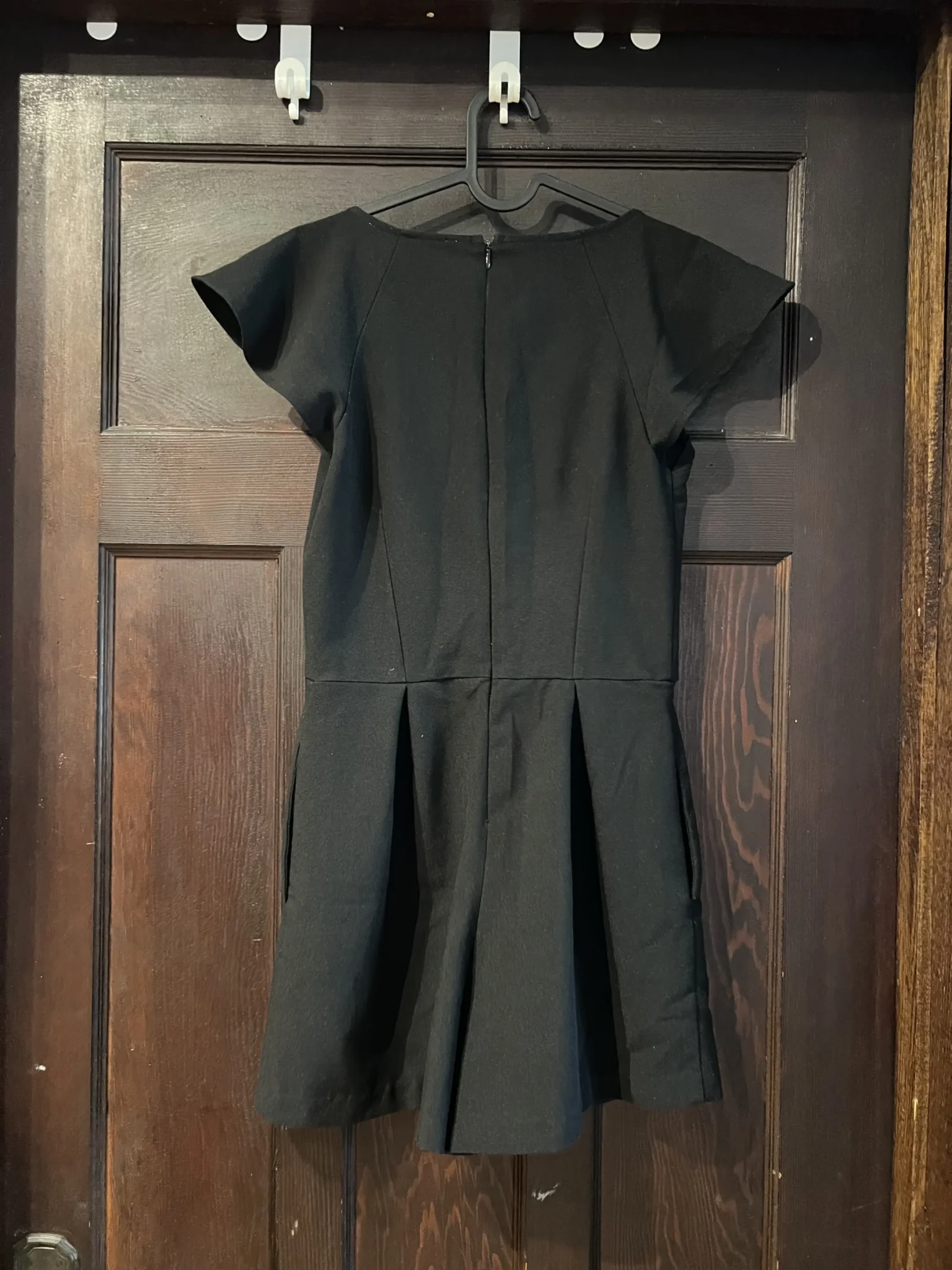 Image for One piece black Guess