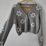 Featured thumbnail for Cardigan fleuries court