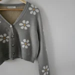 Thumbnail for Cardigan fleuries court