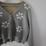 Thumbnail for Cardigan fleuries court