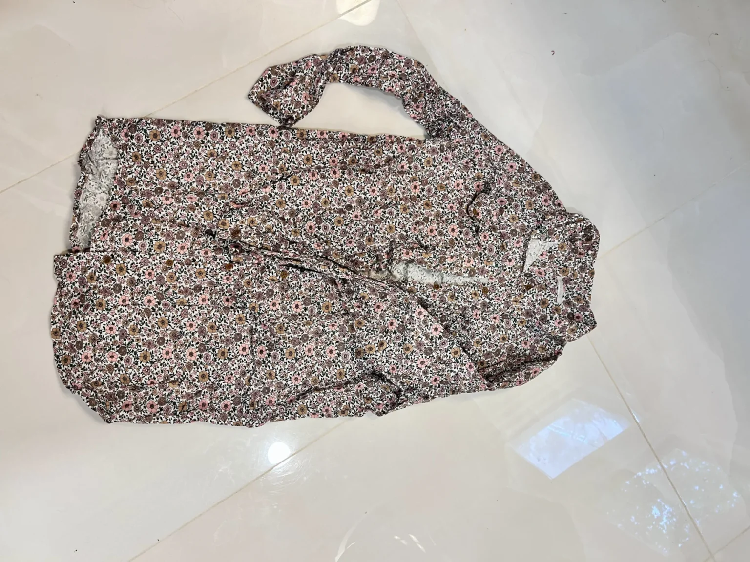 Image for Robe chemise fleurie de marque Outerknown