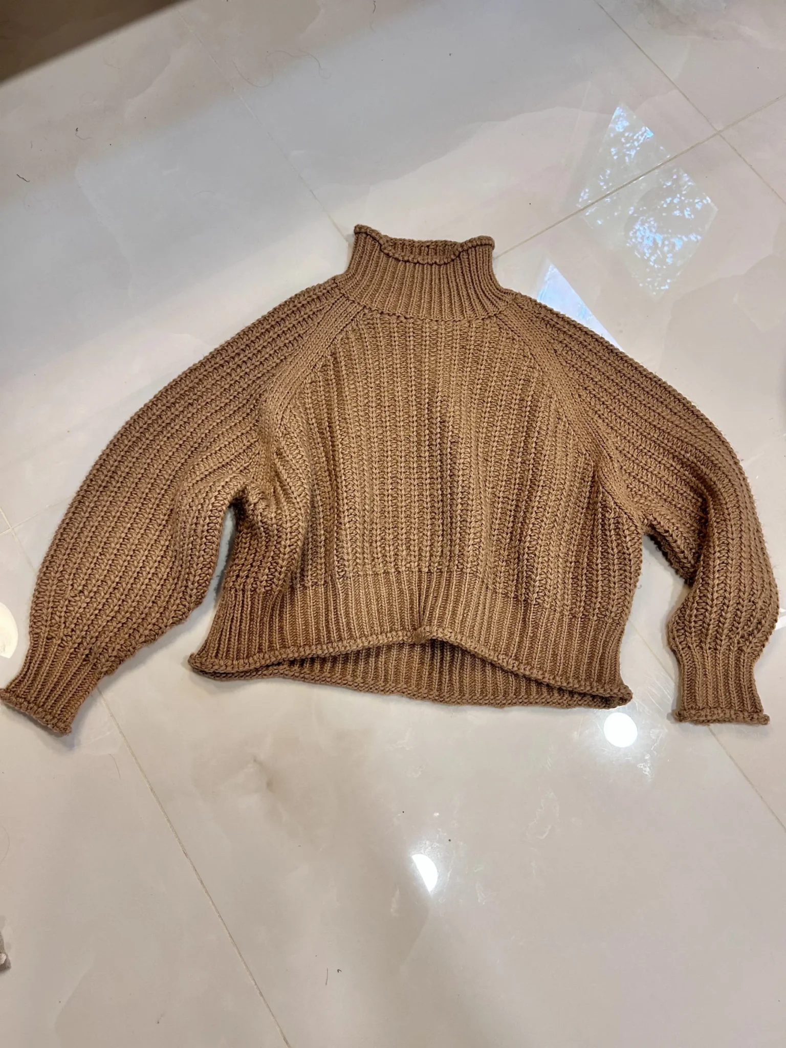 Featured image for Pull doux brun H&M