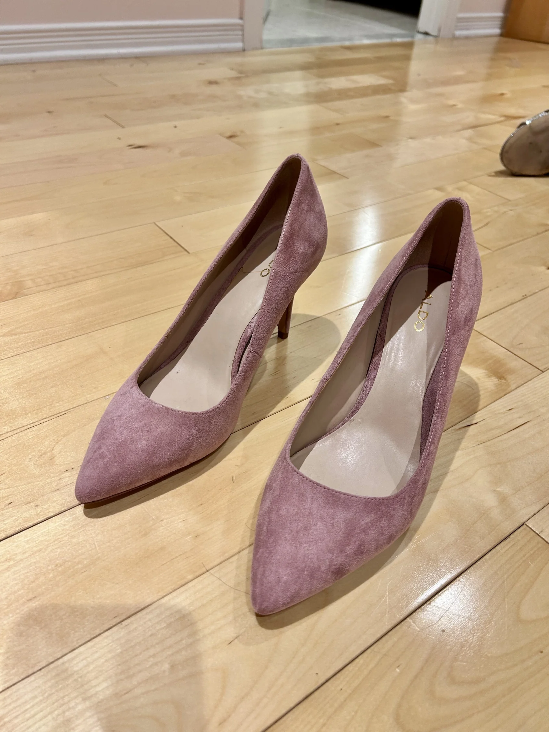 Chaussures talons Suède mauve-rose Aldo seconde main