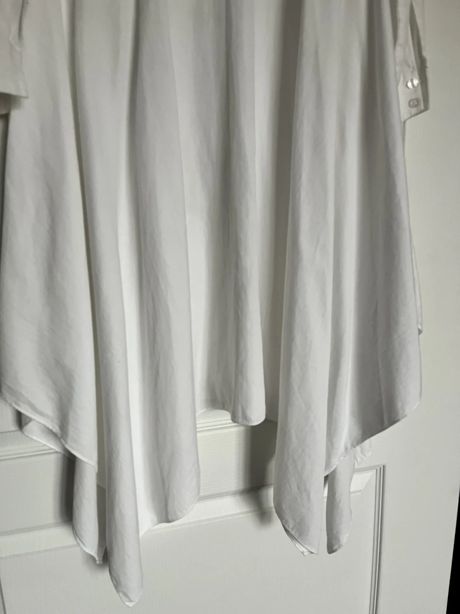 Image for BCBG Robe chemisier mi-longue asymétrique
