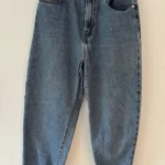 Featured thumbnail for Jeans Levis