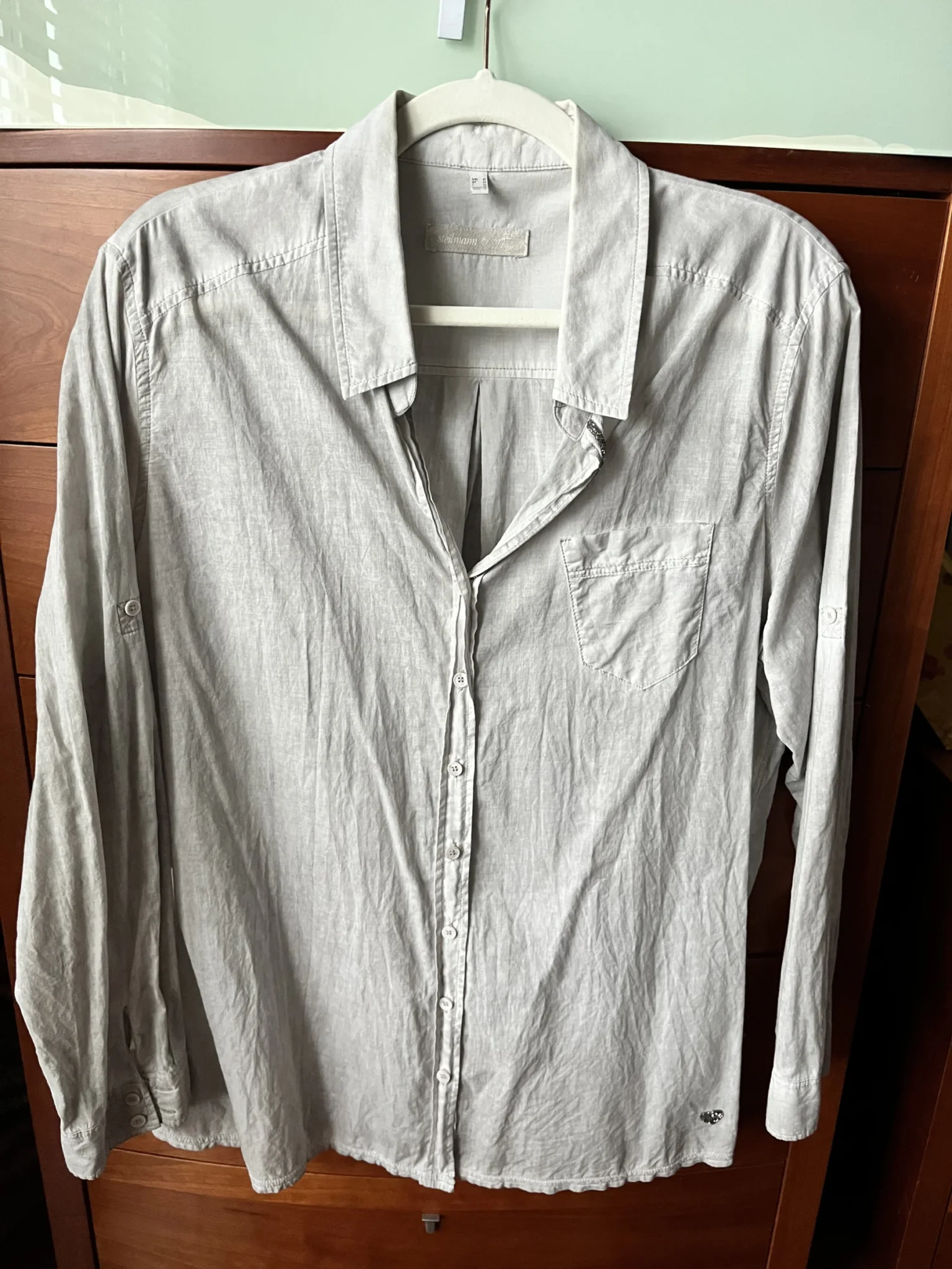 Featured image for STEILMANN 12 year old blouse with beautiful casual chic details.