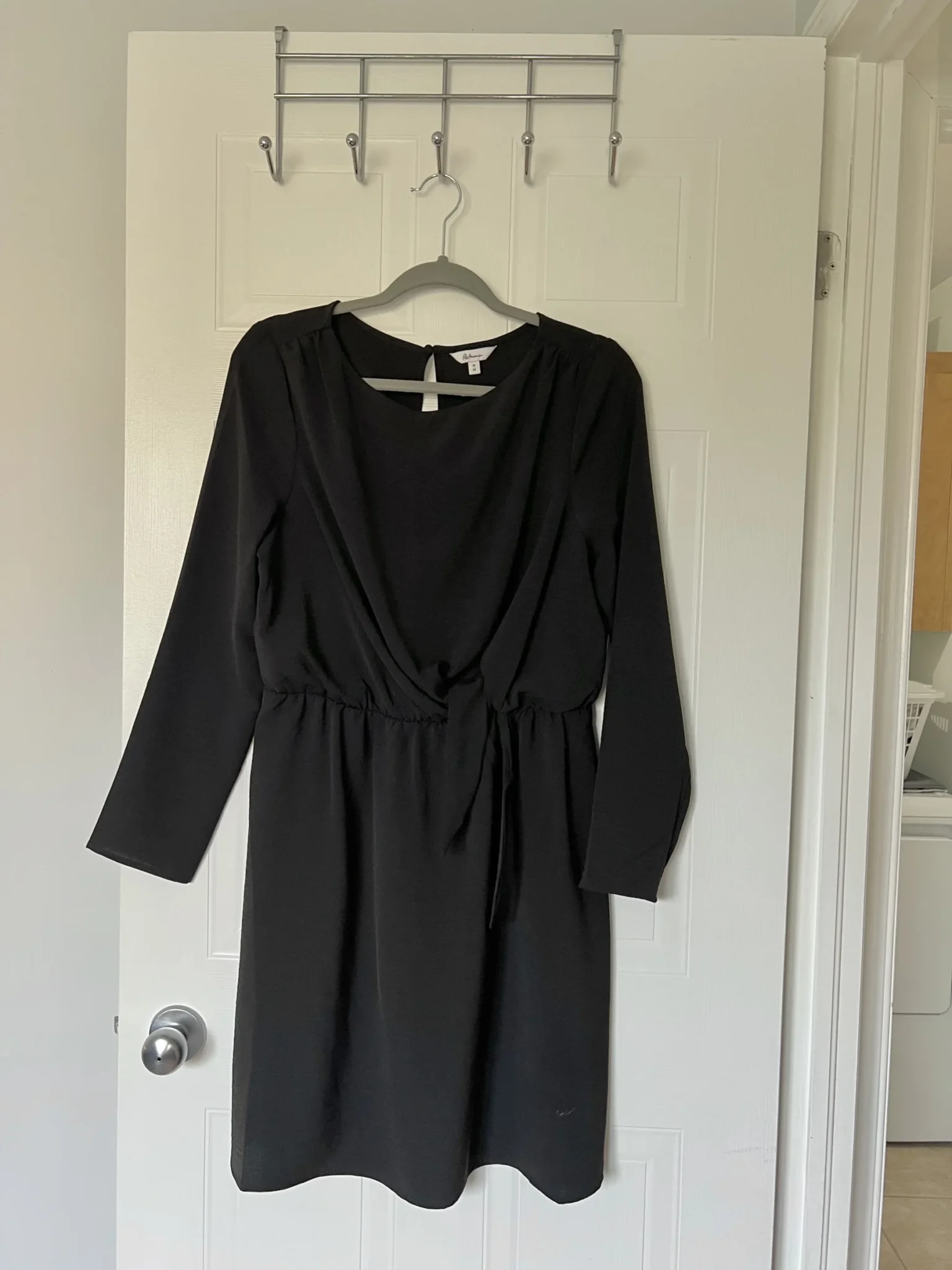 Featured image for Robe noir