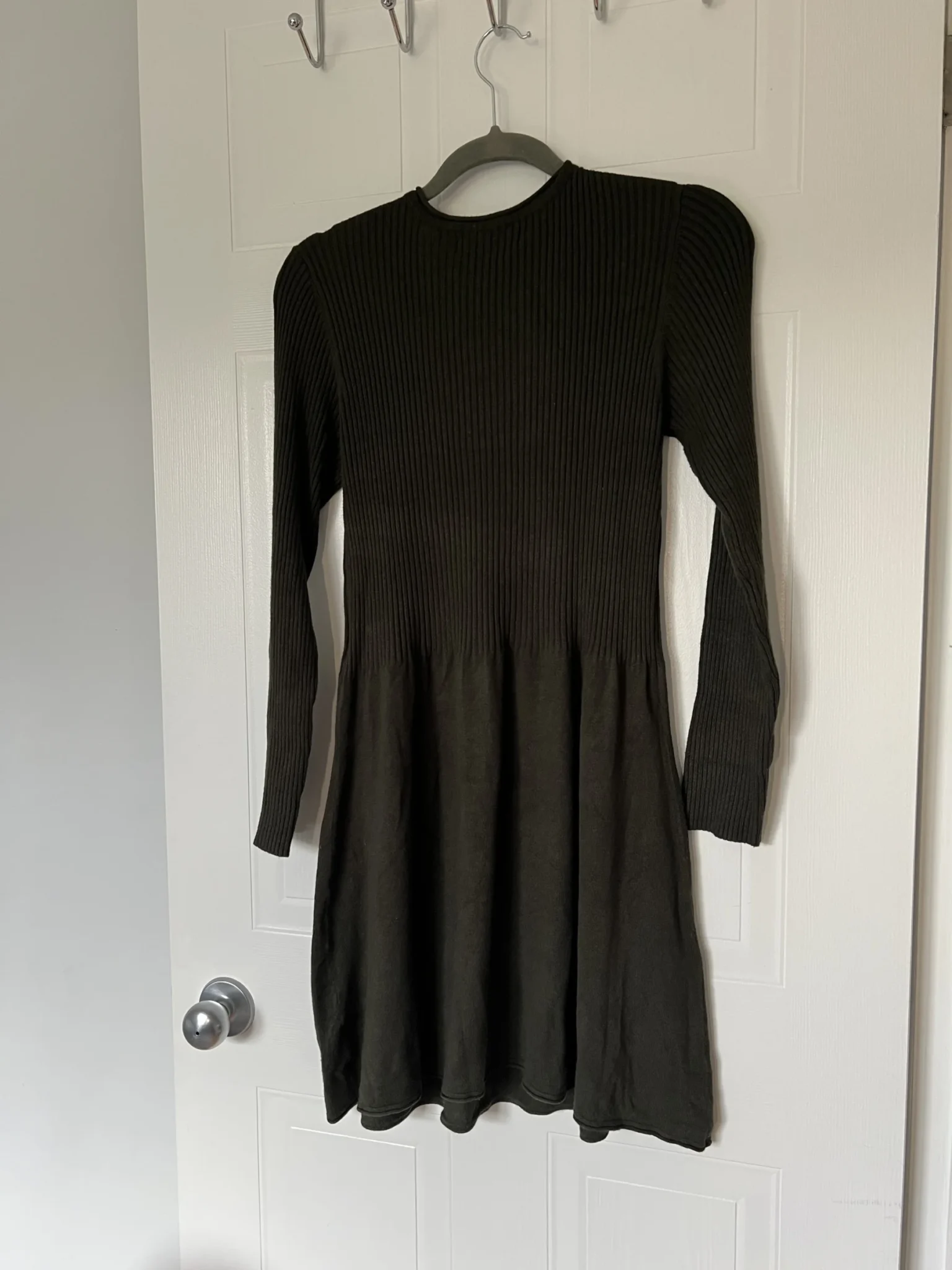 Image for Robe tricot kaki