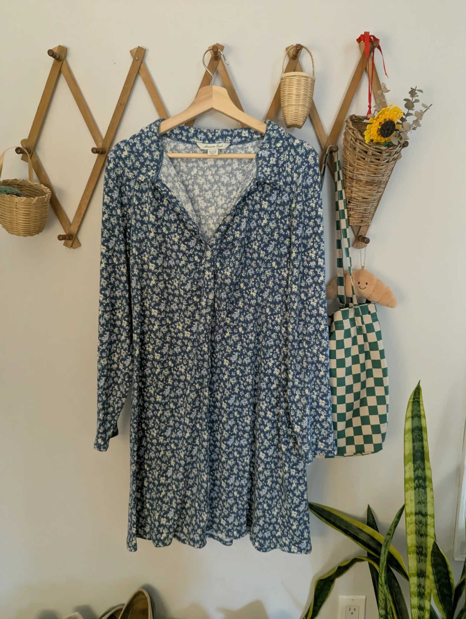 Featured image for Flowery dress
