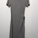 Featured thumbnail for Robe Fourteenth Place grise texturée