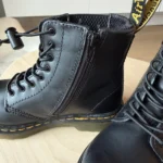 Thumbnail for Dr. Martens modèle 1460 Harper