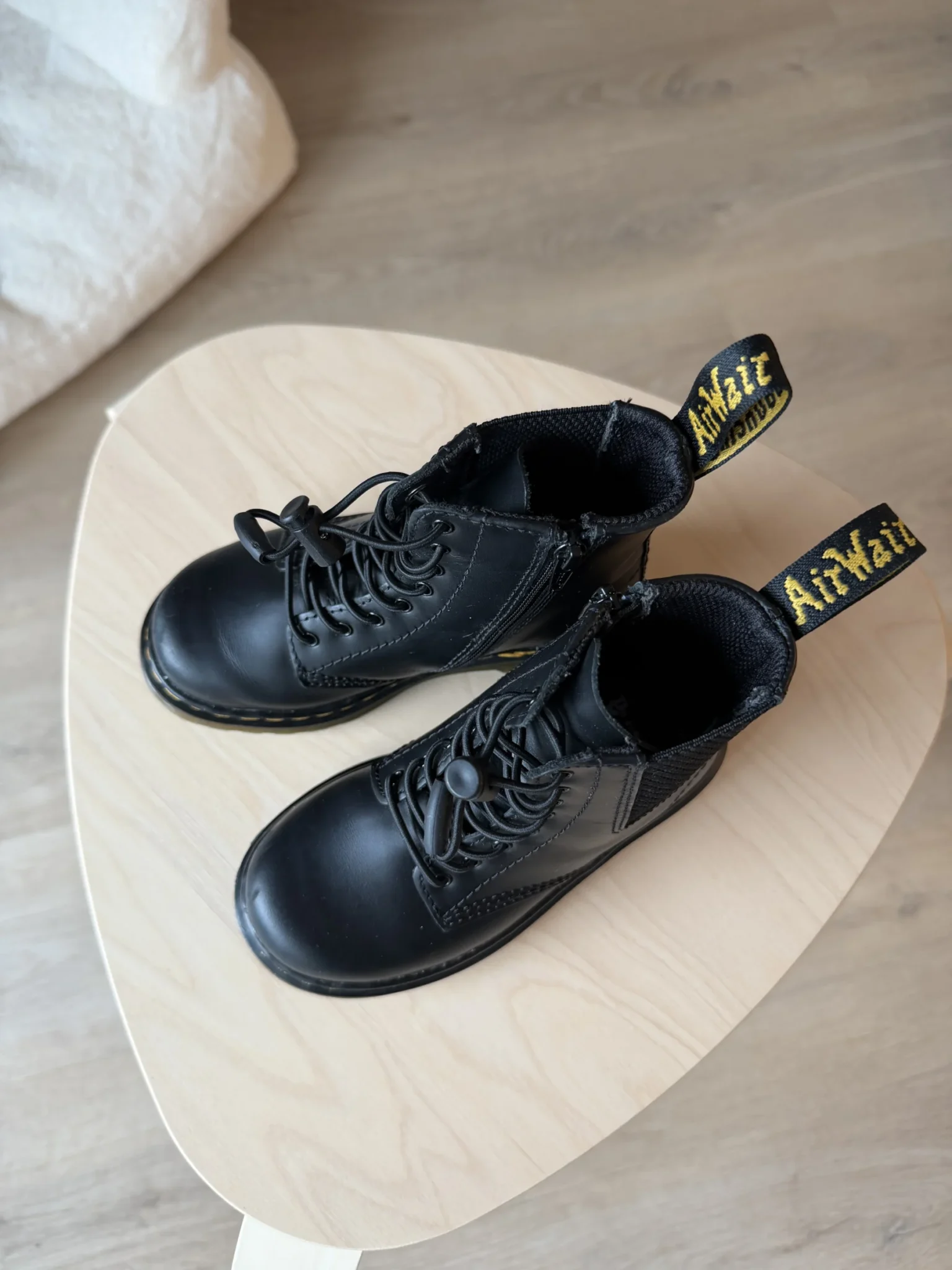 Image for Dr. Martens modèle 1460 Harper