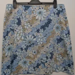 Featured thumbnail for Jupe de la marque Juste pour Moi, fabriquée au Canada.