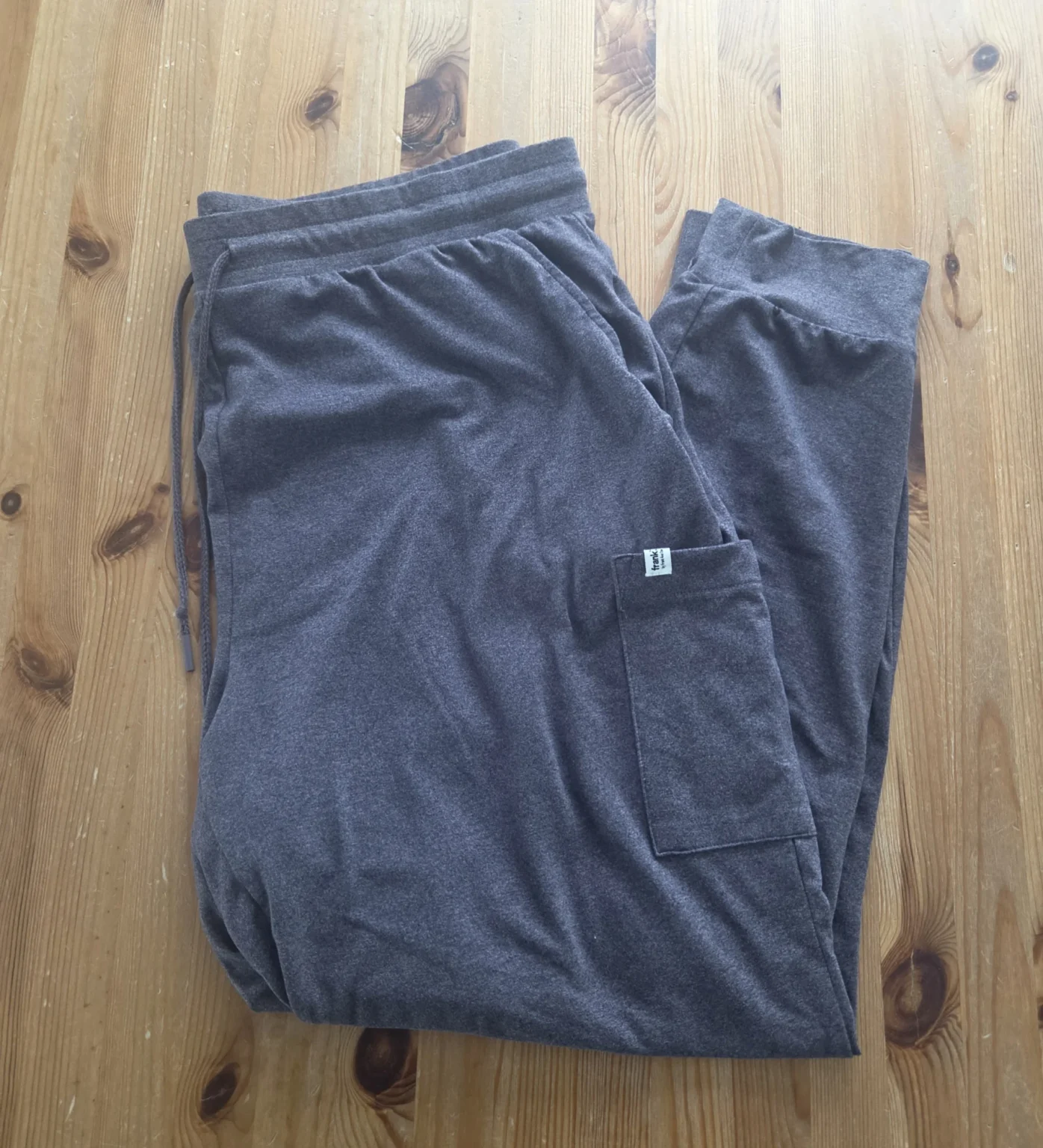 Featured image for Joggers Frank and Oak