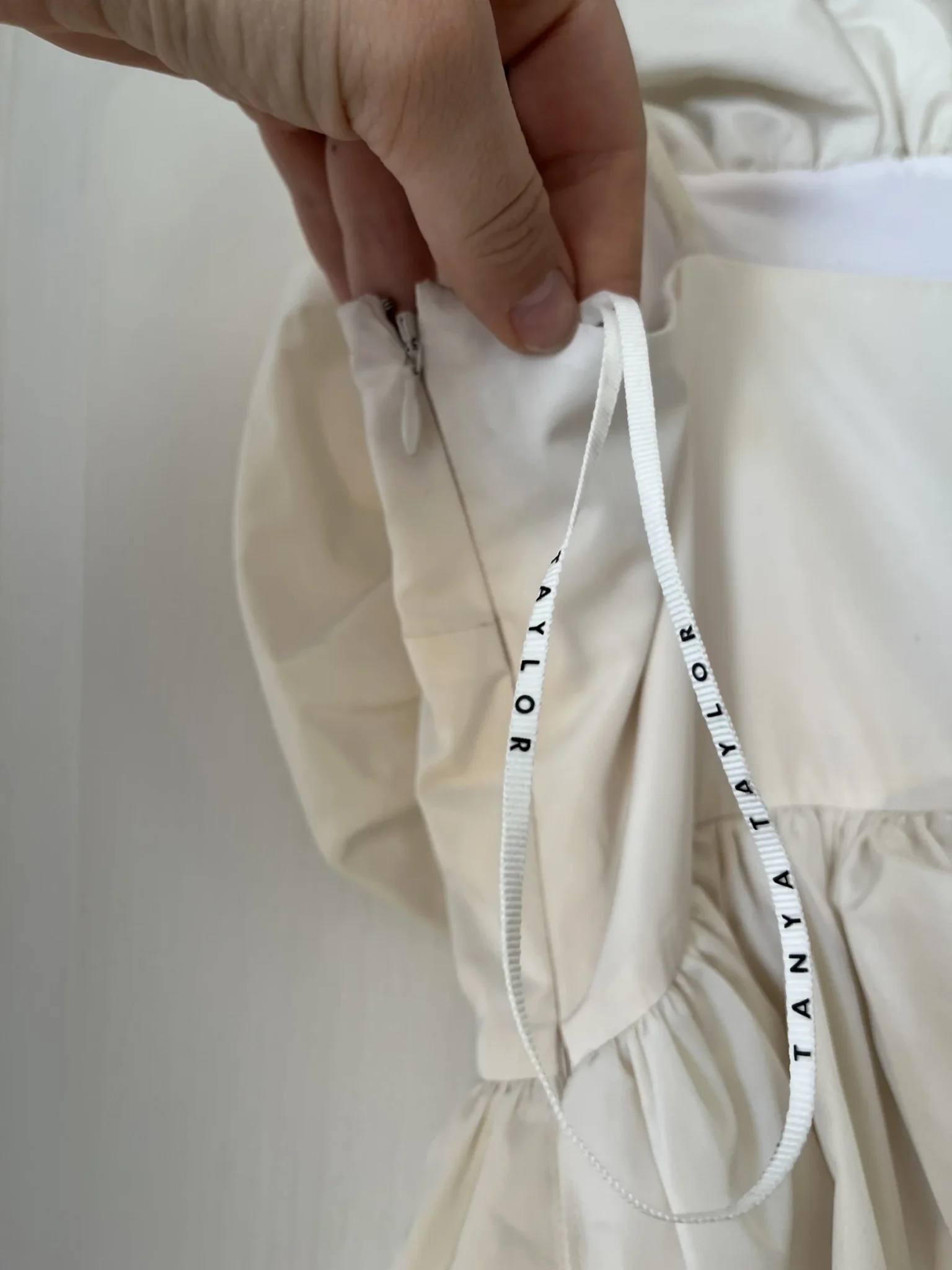 Image for Tanya Tailor white dress with ruffles size 4 model Amy