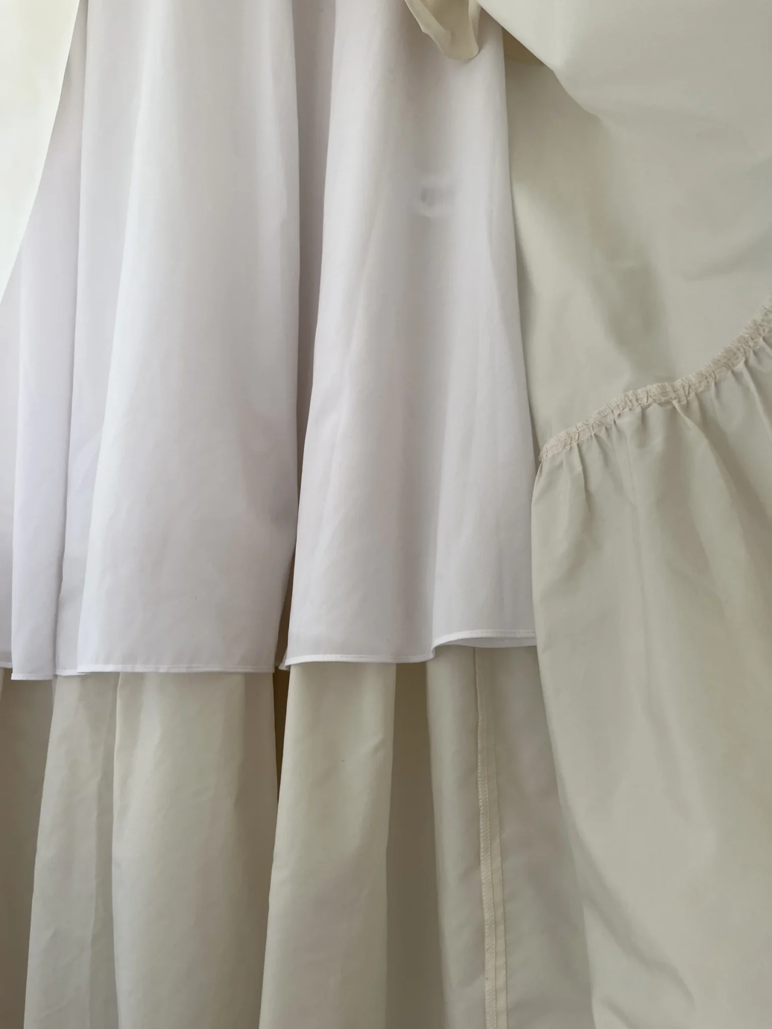 Image for Tanya Tailor white dress with ruffles size 4 model Amy