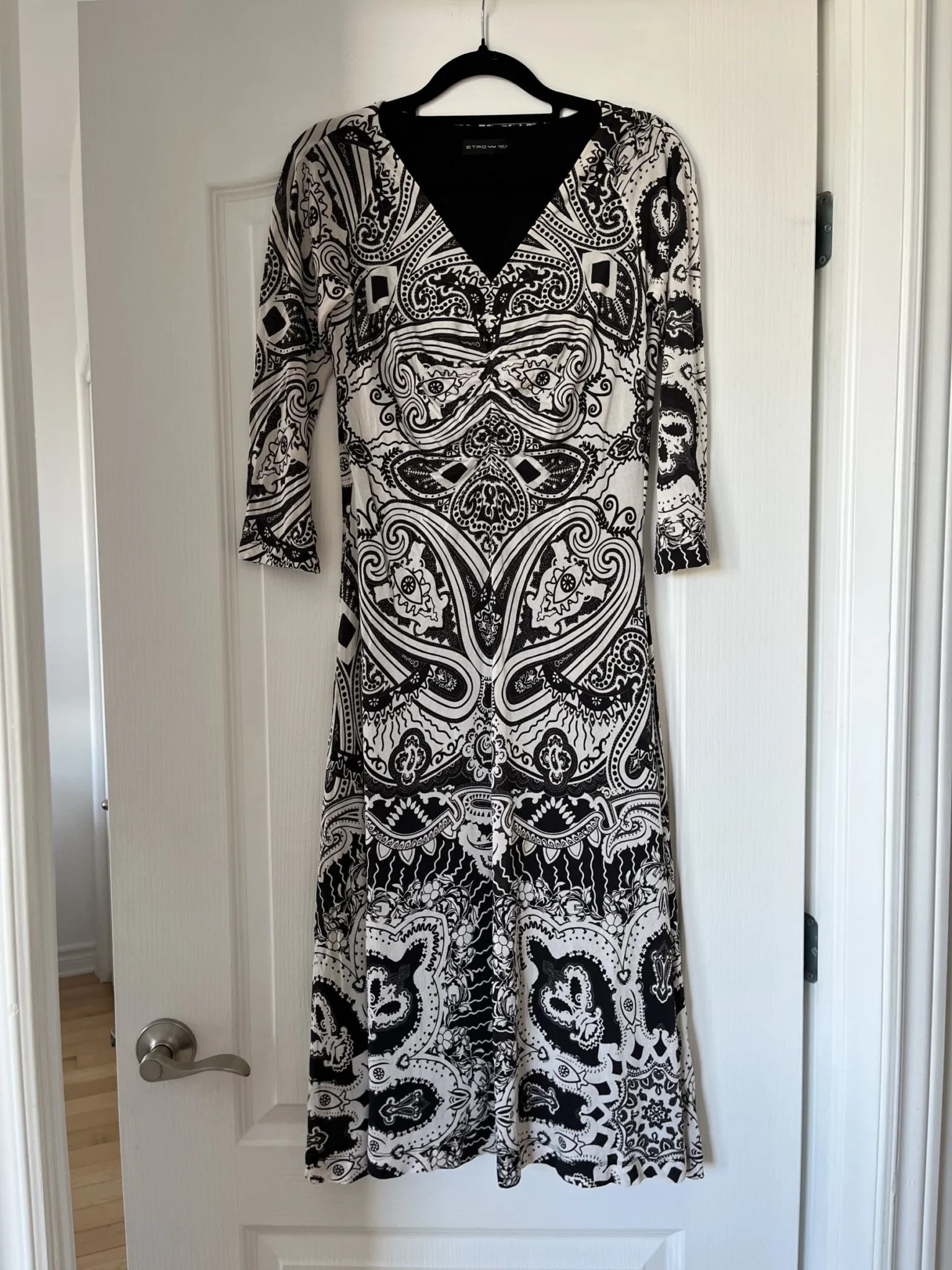 Image for Robe Etro blanche et noir à motifs taille 44IT soit un L