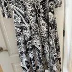 Thumbnail for Robe Etro blanche et noir à motifs taille 44IT soit un L