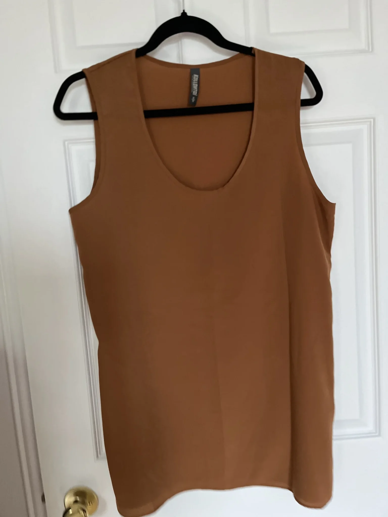 Featured image for Camisole Kollontai