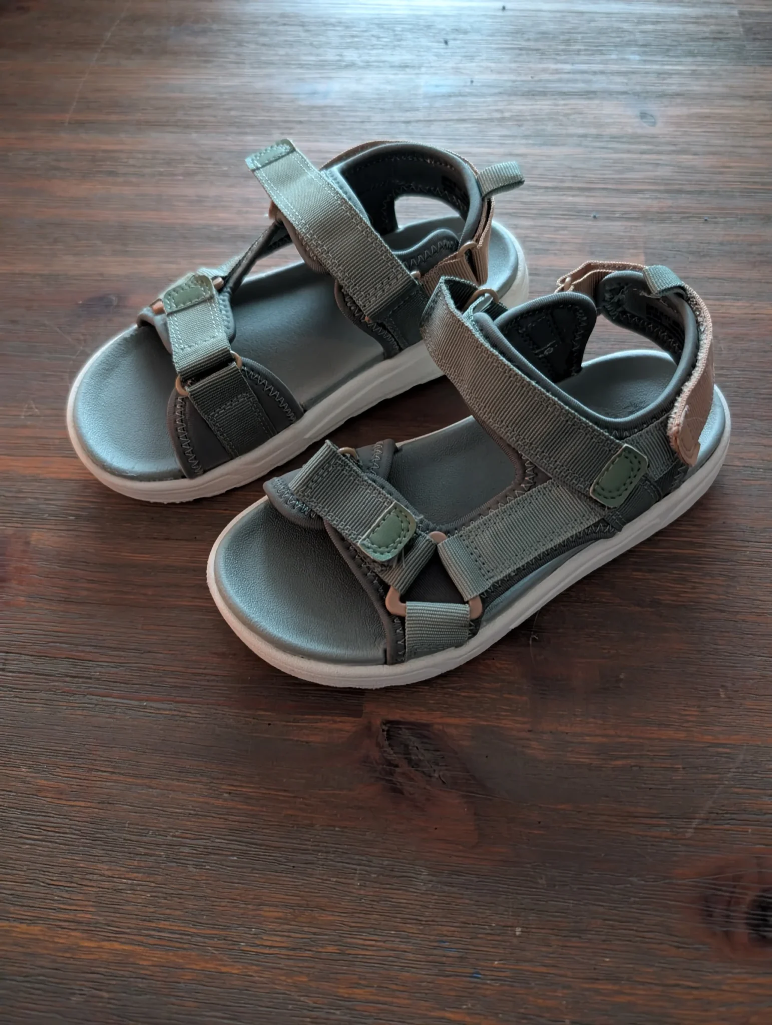 Featured image for Sandales HM
